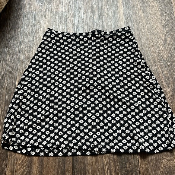 Floral Mini Skirt - Picture 1 of 4